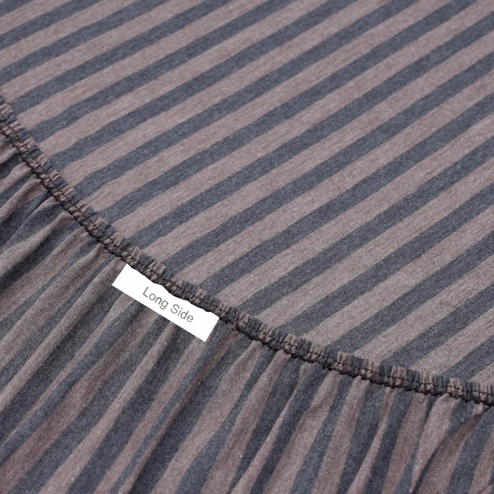 Jersey Cotton Feel Polyester Fitted Bed Sheet Set With 2 Pillow Covers Fits Up to 6"Mattress