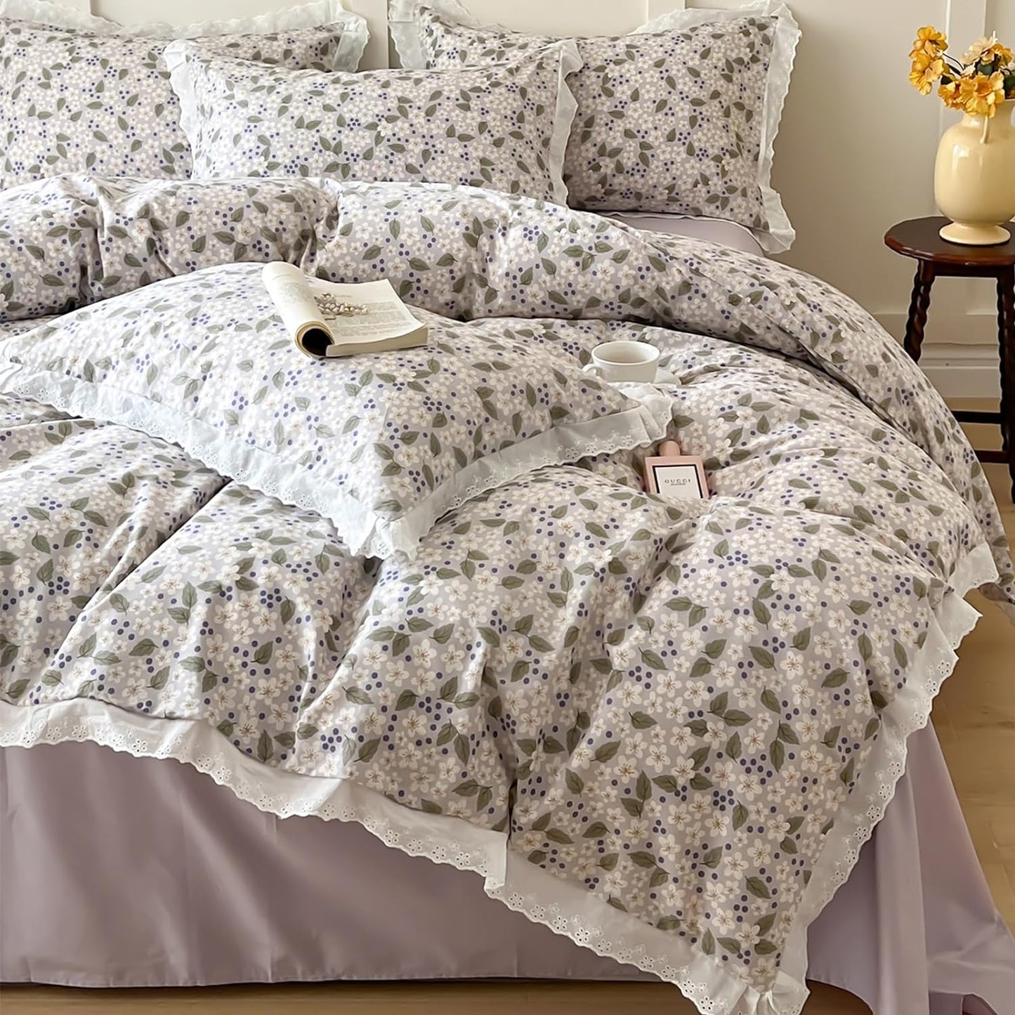 Garden Style Cute Purple Floral Duvet Cover with Ruffle Lace